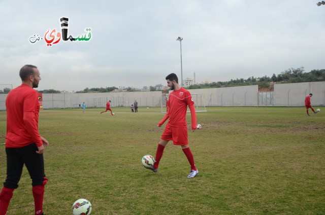 فيديو: لاعب وسط جديد في الاختبار واجواء من التدريب الختامي لنادي الوحدة عشية لقاء ازور غدا الجمعة ..